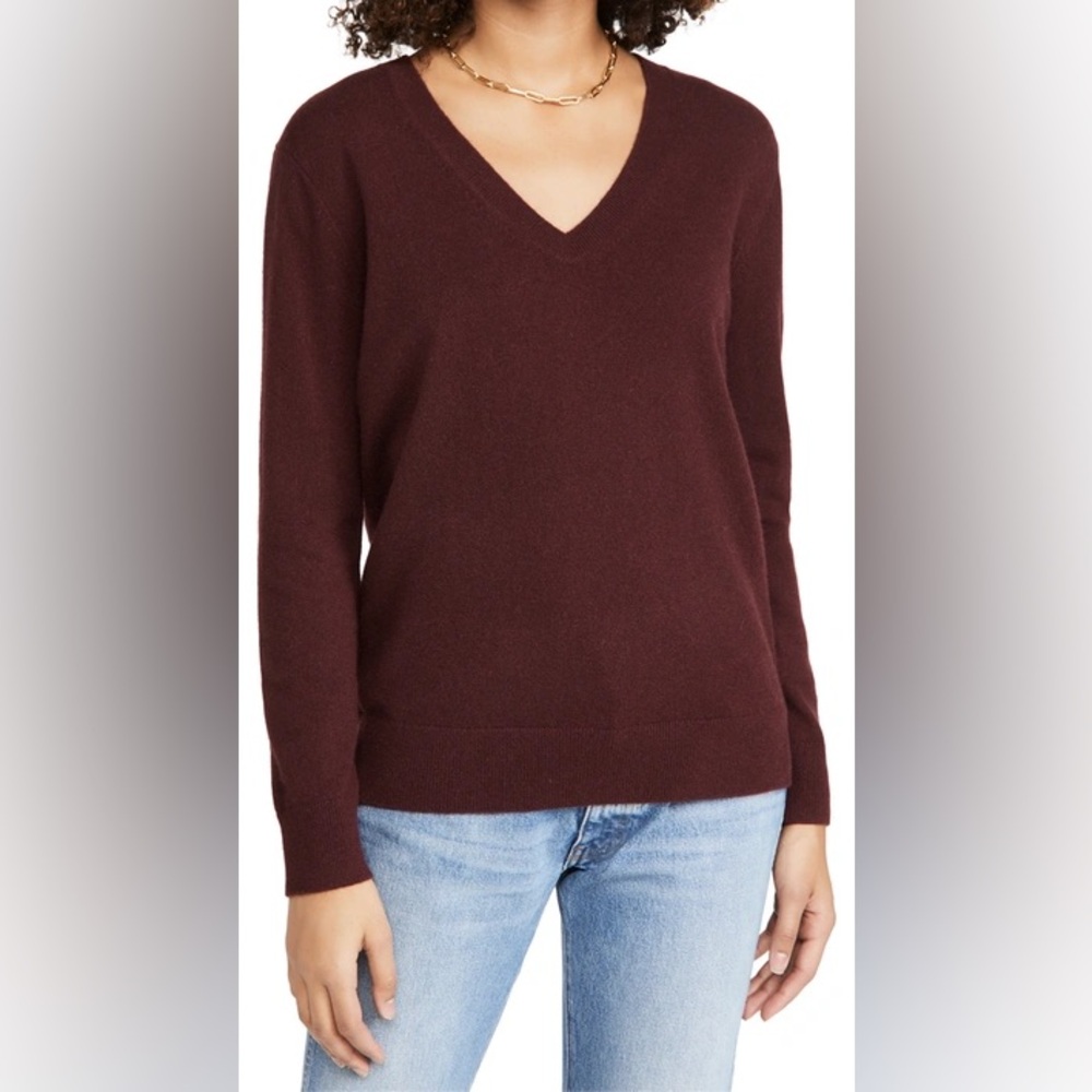 Vince Weekend V-Neck Black Plum Red Purple Cashmere Sweater EUC Size XS